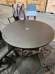 [#C4-2] Black Round Table