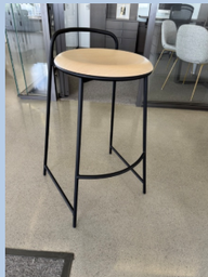 [#B1-46] CHEZ STOOL