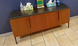 [#D5-9] Credenzas