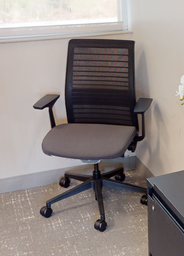 [#B13-1] Task Chairs
