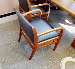 [#B9-3] Black guest chair