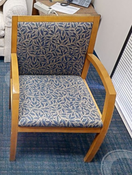 [#B9-8] Guest chair, floral print