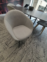 [#B12-4] Grey tub chair