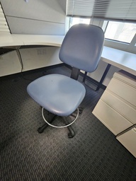 [#B12-244] Blue Vinyl Task Chair