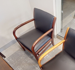 [#B9-8] Guest Chair