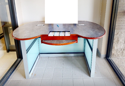 [#C12-19] Cheque desk
