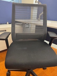 [#B13-22] STEELCASE THINK CHAIR