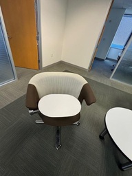 [#B12-105] BROWN TABLET LOUNGE SWIVEL CHAIR