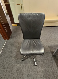 [#B12] Black Leather Conference Chairs