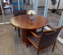 [#C4-5] Communal Table