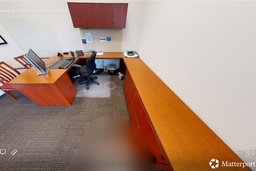 [#E7-8] U-shaped desk w/overhead