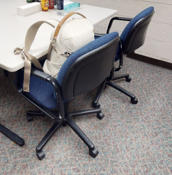 [#B5-10] Staffroom chairs