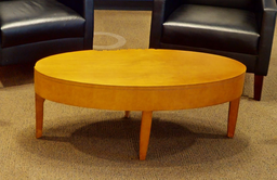 [#C3-10] Oval coffee table