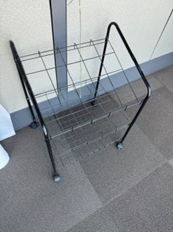 [#C1-34] BLACK ROLLING CART