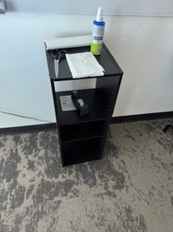 [#C11-44] BLACK STAND