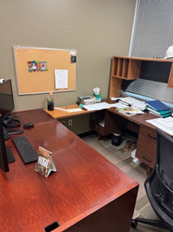 [#E9-159] WOOD CREDENZA W / HUTCH 5' FREESTANDING DESK 6'6
