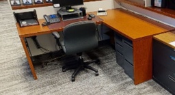 [#E4-10] desk - 2 pedestal