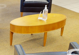 [#C3-7] Oval coffee table