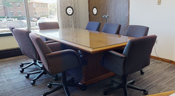 [#C4-2] conference table