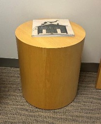 [#C11-52] Circlular wooden side table