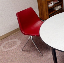 [#B4-3] Red cafe chair