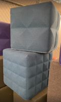 [#B11-20] Blue cube ottoman