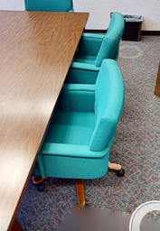 [#B5-4] Green mobile conference chair