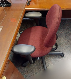 [#B13-5] Red task chair with arms