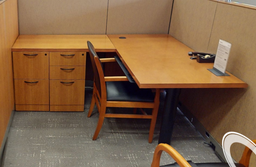 [#E6-2] L-shaped desk