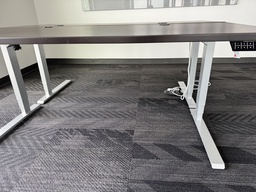 [#E10-4] Sit-Stand Desk