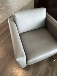 [#B12-9] Lounge Chairs 
