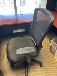[#B13-14] DESK CHAIR