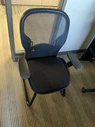 [#B13-21] GUEST CHAIR