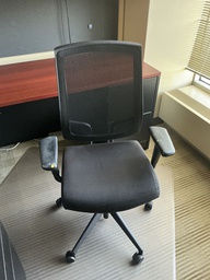 [#B13-22] DESK CHAIR
