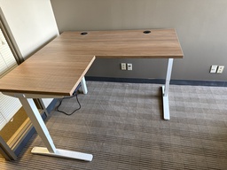 [#E10-57] 60x54 HAT TABLE