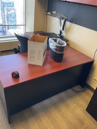 [#E6-86] 78x66x30 L SHAPED DESK