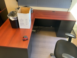 [#E6-115] 78x66x30 L SHAPED DESK