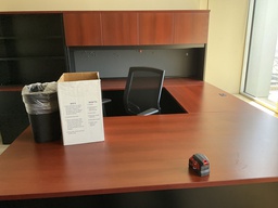 [#E9-158] 72x102x66 WORK STATION