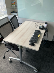 [#C8-80] Foldable table