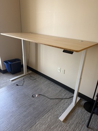 [#E10-36] 72x30 HAT DESK