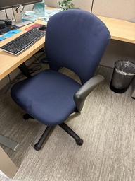 [#B13-69] DESK CHAIR