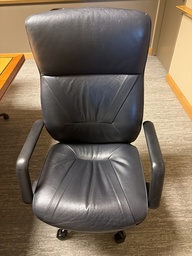 [#B5-77] CONFERENCE CHAIRS