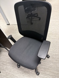 [#B13-105] DESK CHAIR