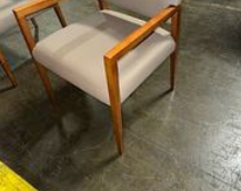 [#B9-49] Guest Chair-Beige