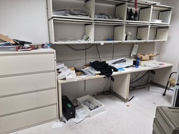 [#J3] Wall Track Workstation