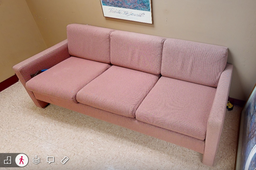 [#B7-35] Large 3 seat pink couch