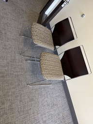 [#B9-5] GUEST CHAIRS