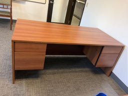 [#E4-122] 72X36X29 DESKS