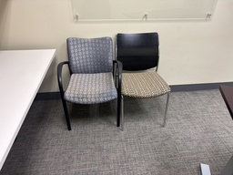 [#B8-238] GUEST CHAIRS