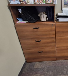 [#D10-38] 3 drawer / 1 shelf cabinet, wood